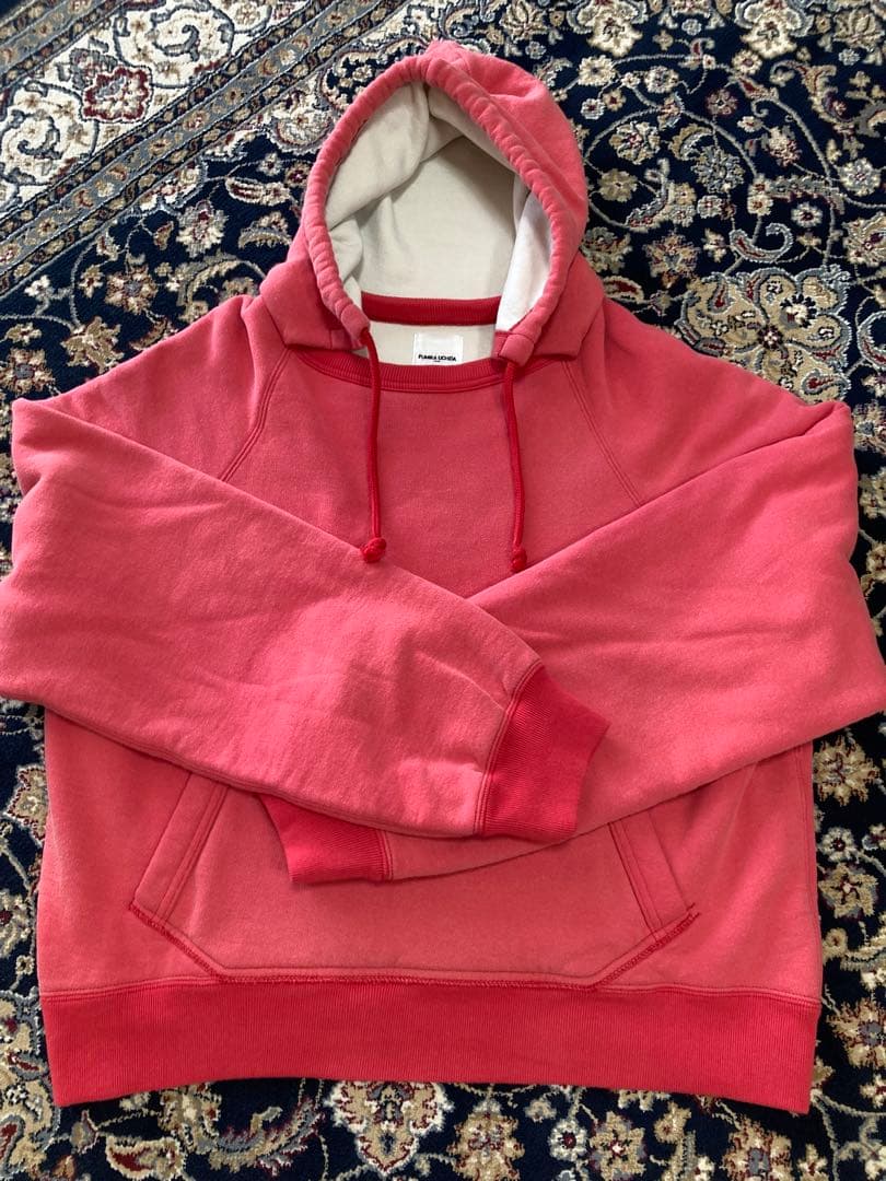 FUMIKA_UCHIDA/2-TONE PULLOVER HOODIE　レッド