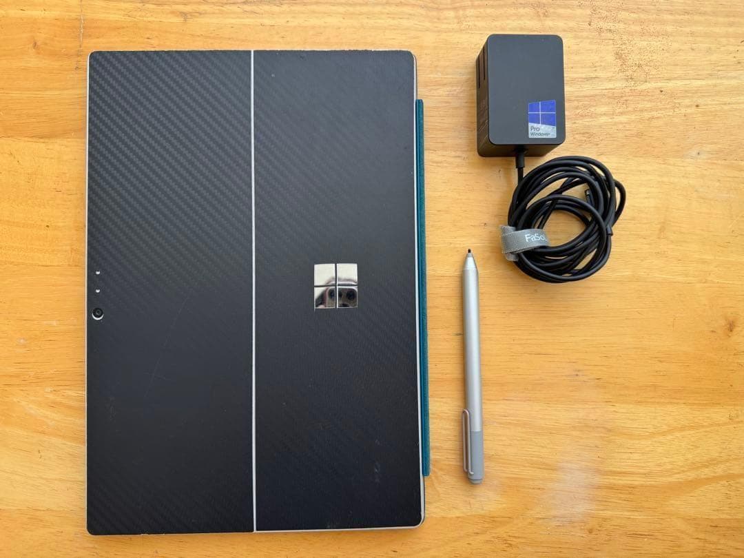 Surface Pro4(128G/4G) キーボード +充電器 + タッチペン