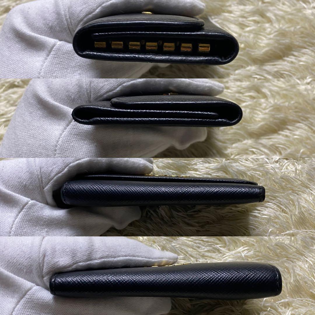 極美品 プラダ キーケース ブラック ゴールド金具 6連 サフィアーノ レザー