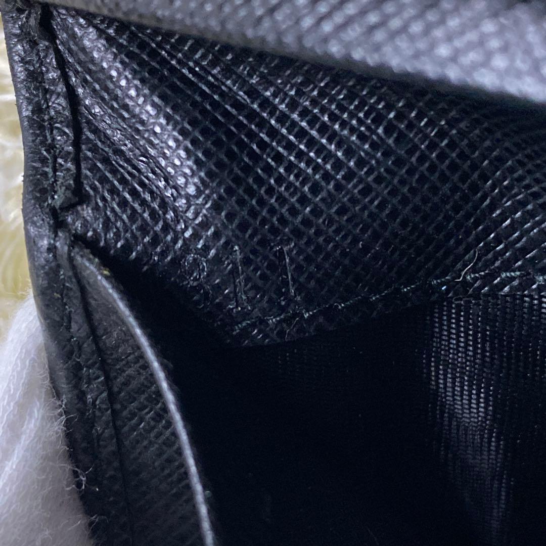 極美品 プラダ キーケース ブラック ゴールド金具 6連 サフィアーノ レザー