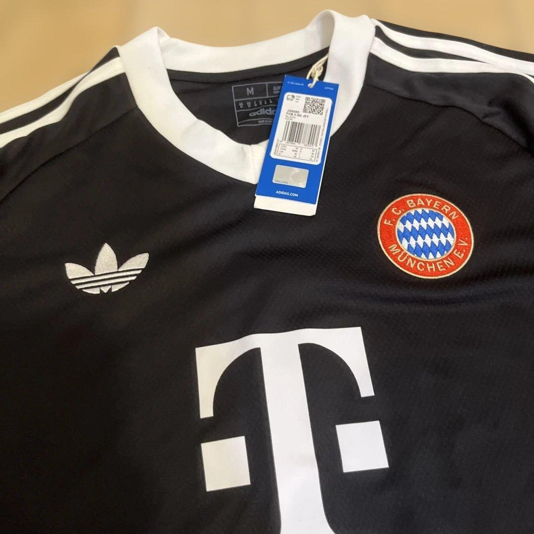 バイエルンミュンヘン　ノイアー　ドイツ購入　ブラック　Mサイズ