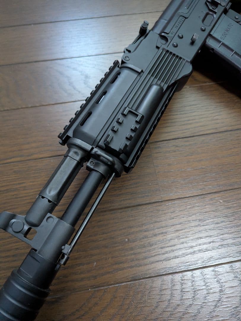 東京マルイ　次世代電動ガン　AK102