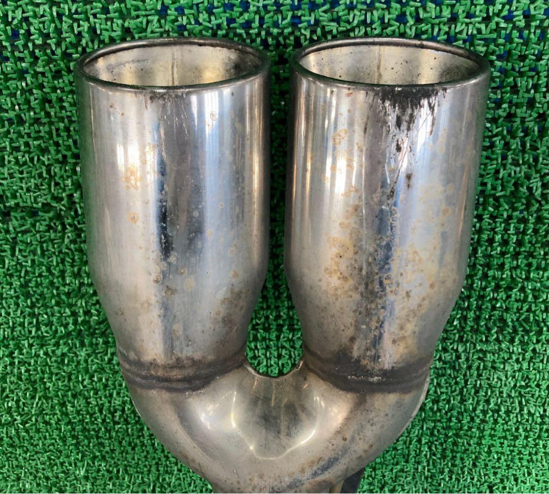 azr60 ４本出し　マフラー　ノア　ヴォクシー　ZRR70 流用できるかも？