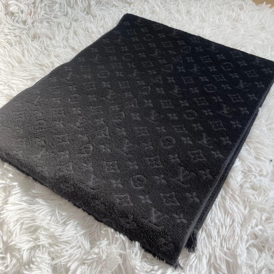 ルイヴィトン マフラー モノグラム　クラシック ノワール　黒