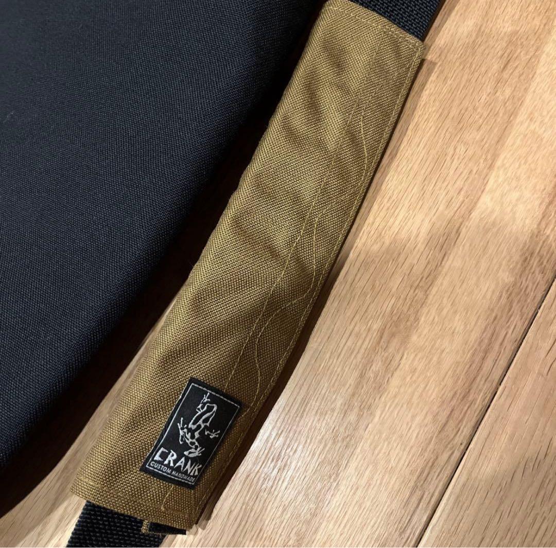 美品　CRANK メッセンジャーバッグ　solo Mサイズ