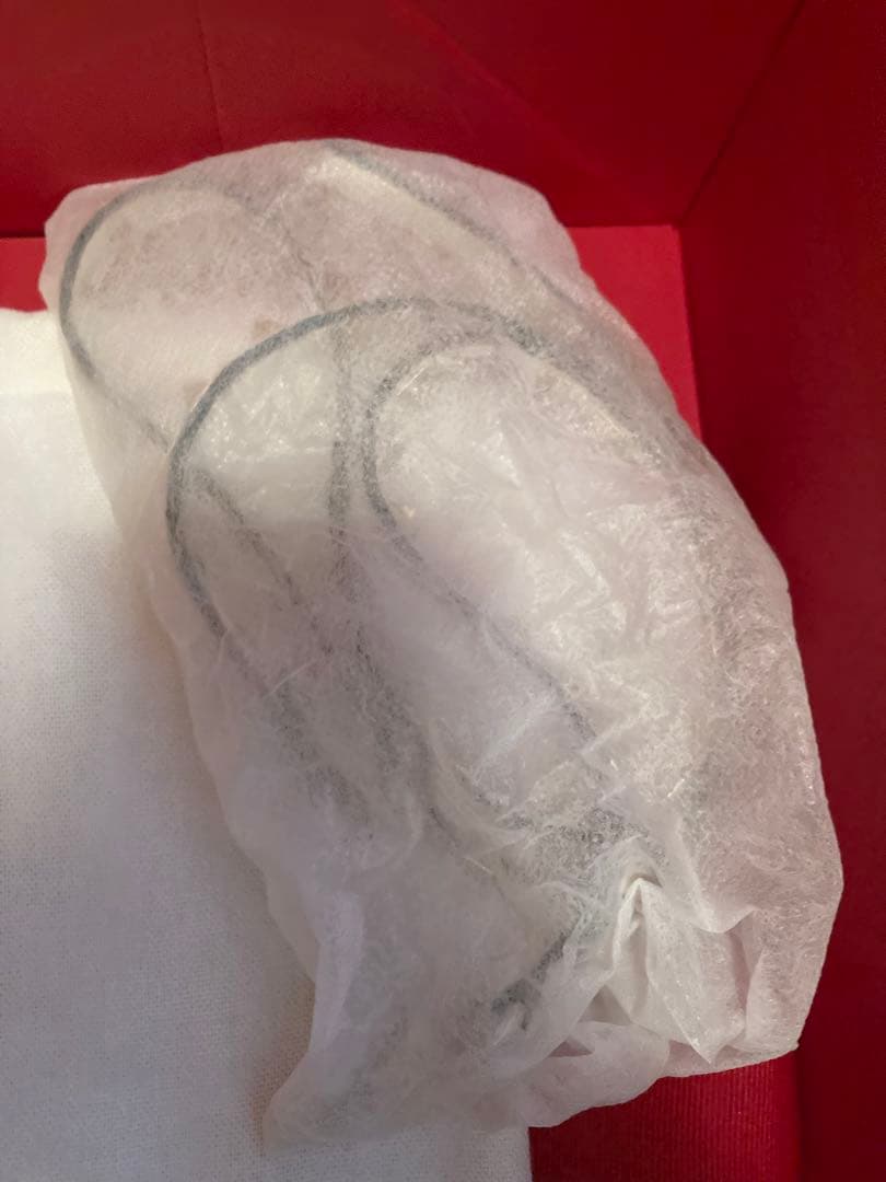 Valentino スタッズ付きオフホワイトショルダーバッグ