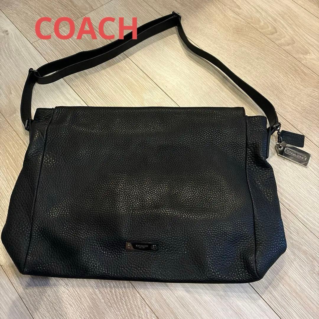 COACH ブラックレザーバッグ