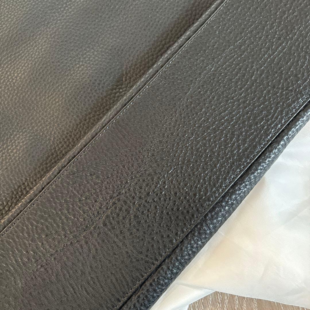 COACH ブラックレザーバッグ