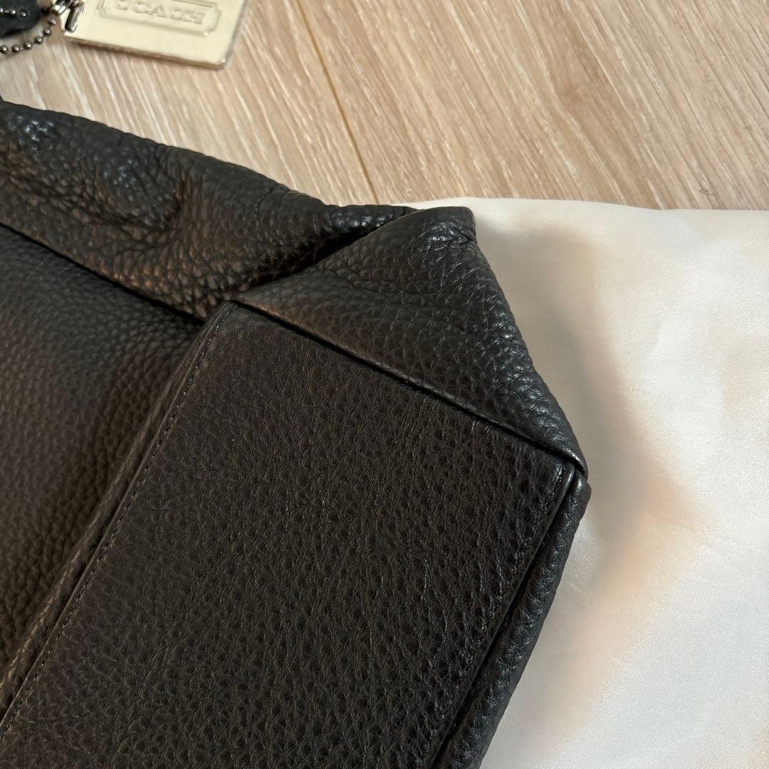 COACH ブラックレザーバッグ