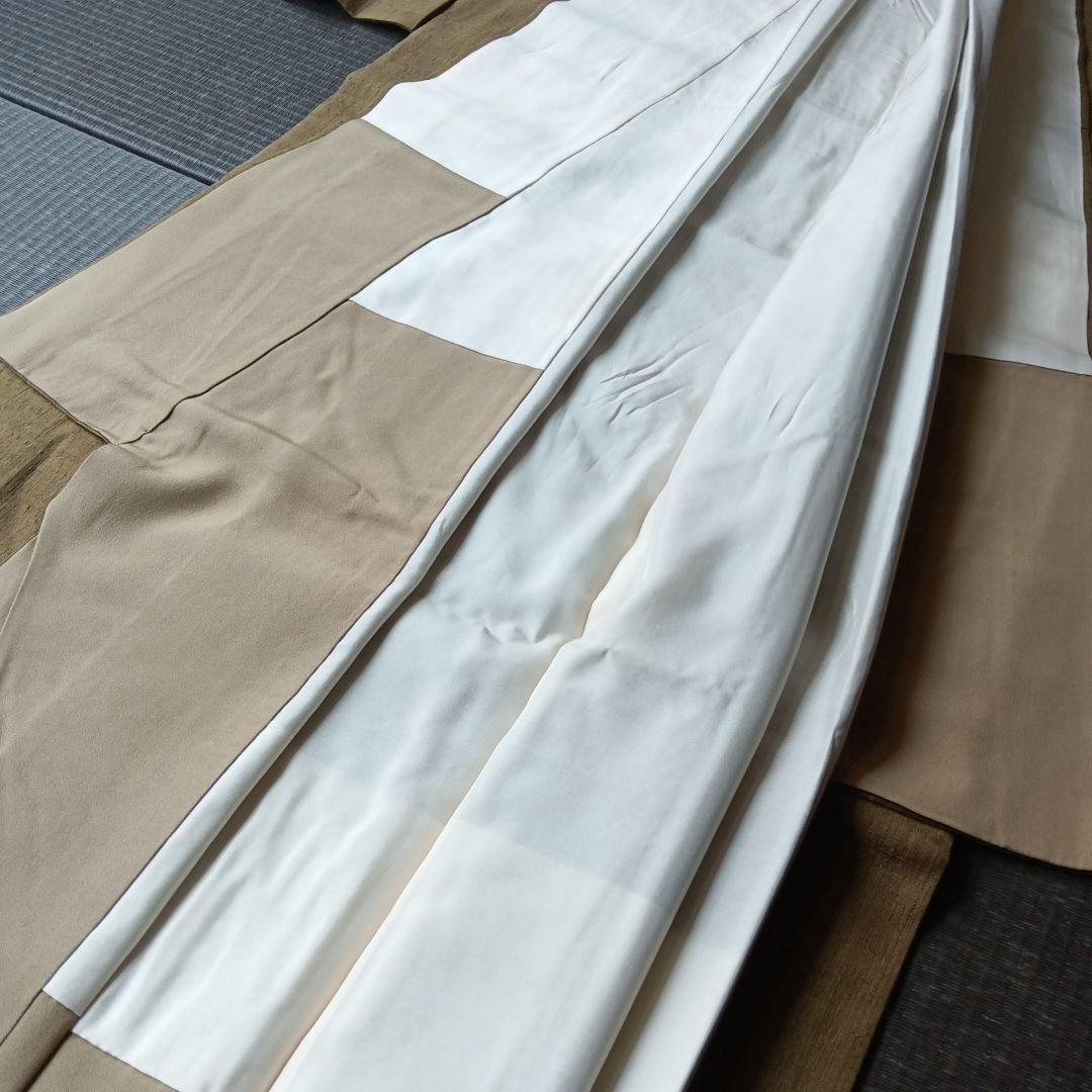 結城紬（との事で購入しております）色無地　紬　鶯茶色　梅幸茶　刺繍一つ紋入り