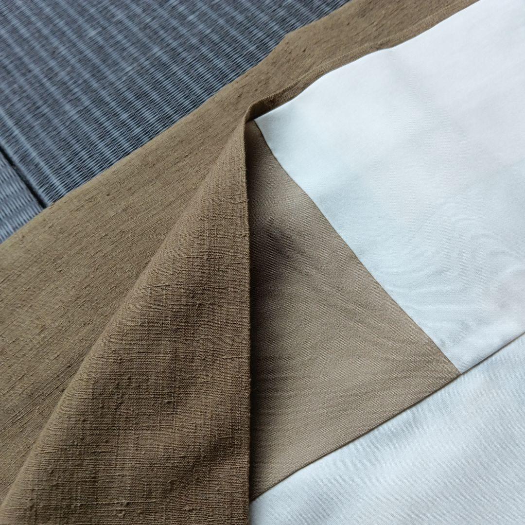 結城紬（との事で購入しております）色無地　紬　鶯茶色　梅幸茶　刺繍一つ紋入り