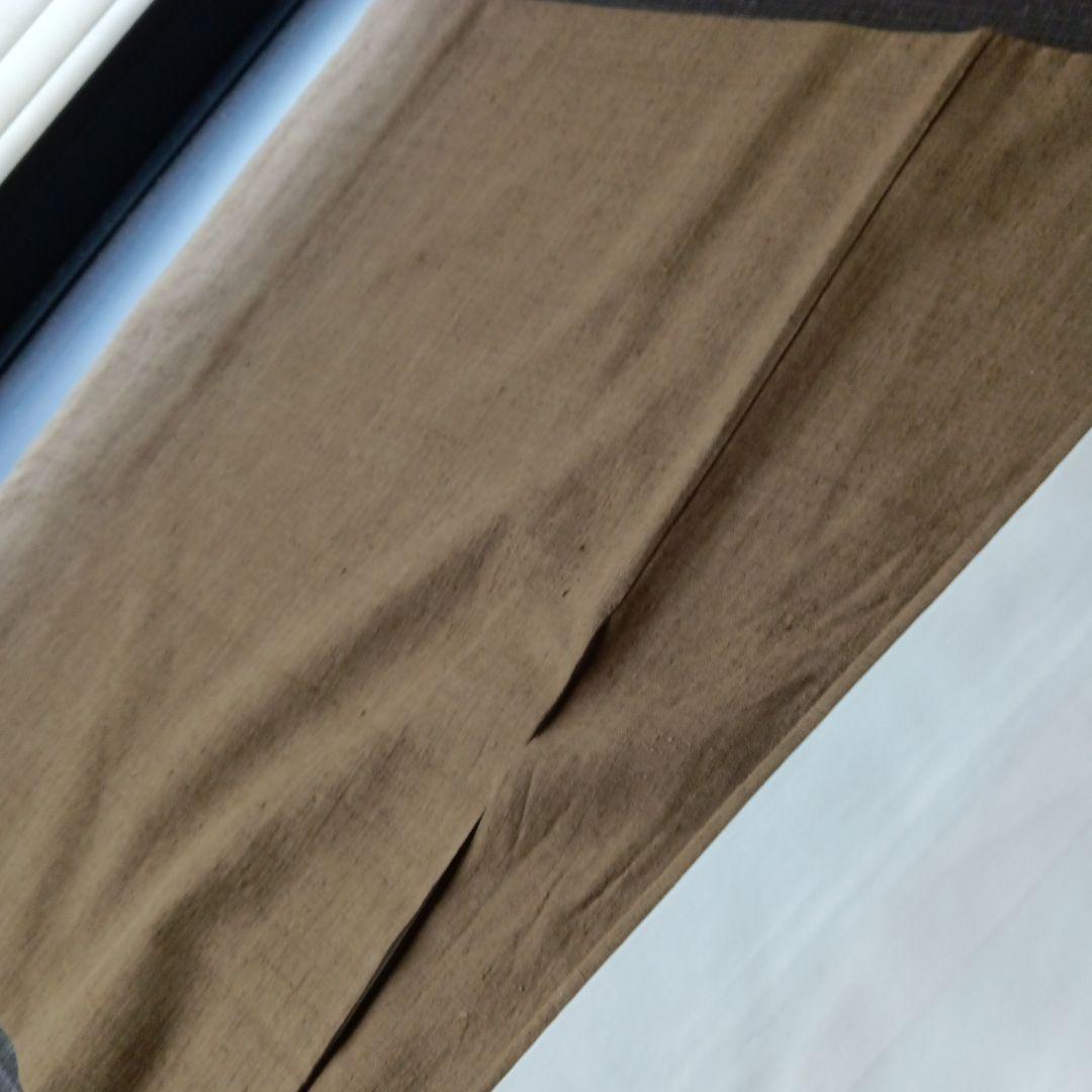 結城紬（との事で購入しております）色無地　紬　鶯茶色　梅幸茶　刺繍一つ紋入り