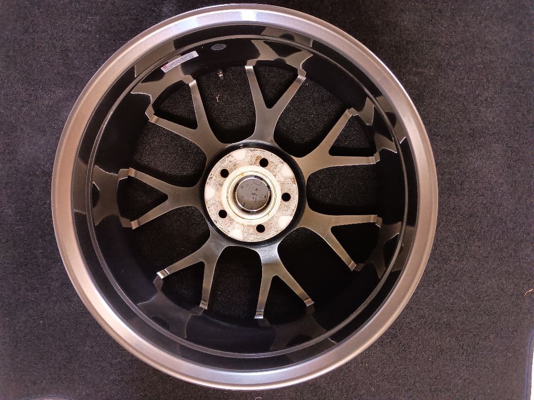 BBS RE-V7(RE-V7015) 18×7.5 114.3 +48
