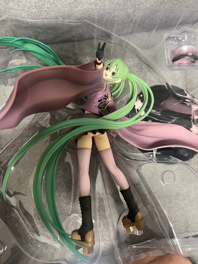 グッドスマイルカンパニー 1/8 千本桜 feat. 初音ミク 塗装済み完成品