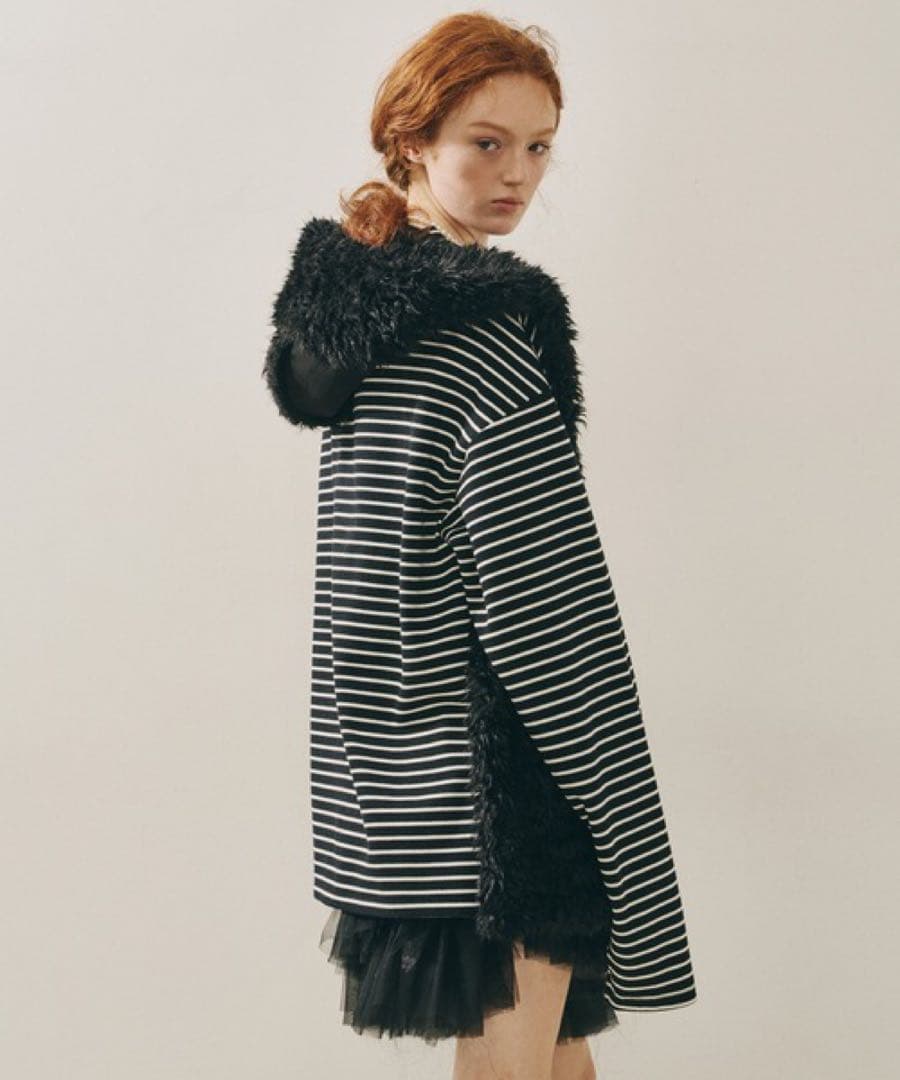 la belle etude ムートンライクボンディングフードマフラー 黒