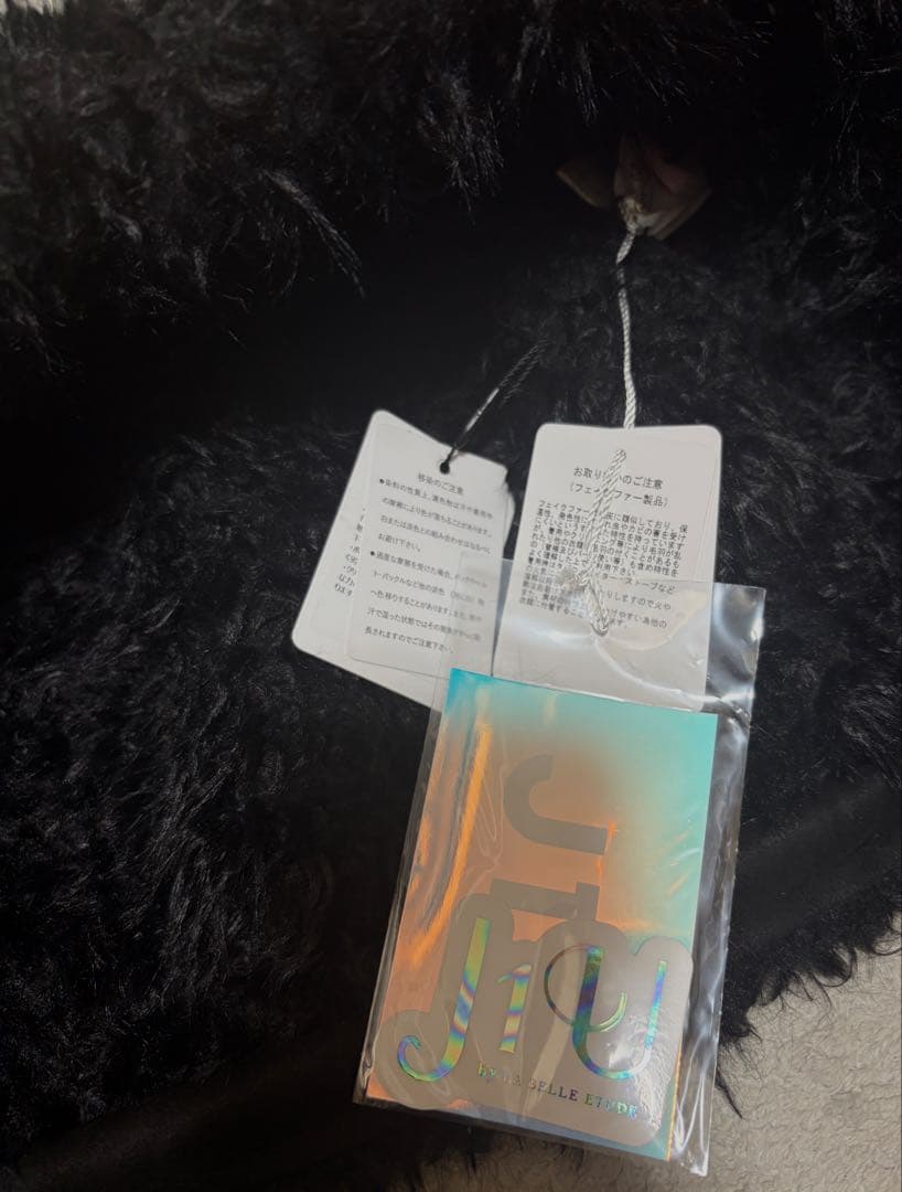 la belle etude ムートンライクボンディングフードマフラー 黒