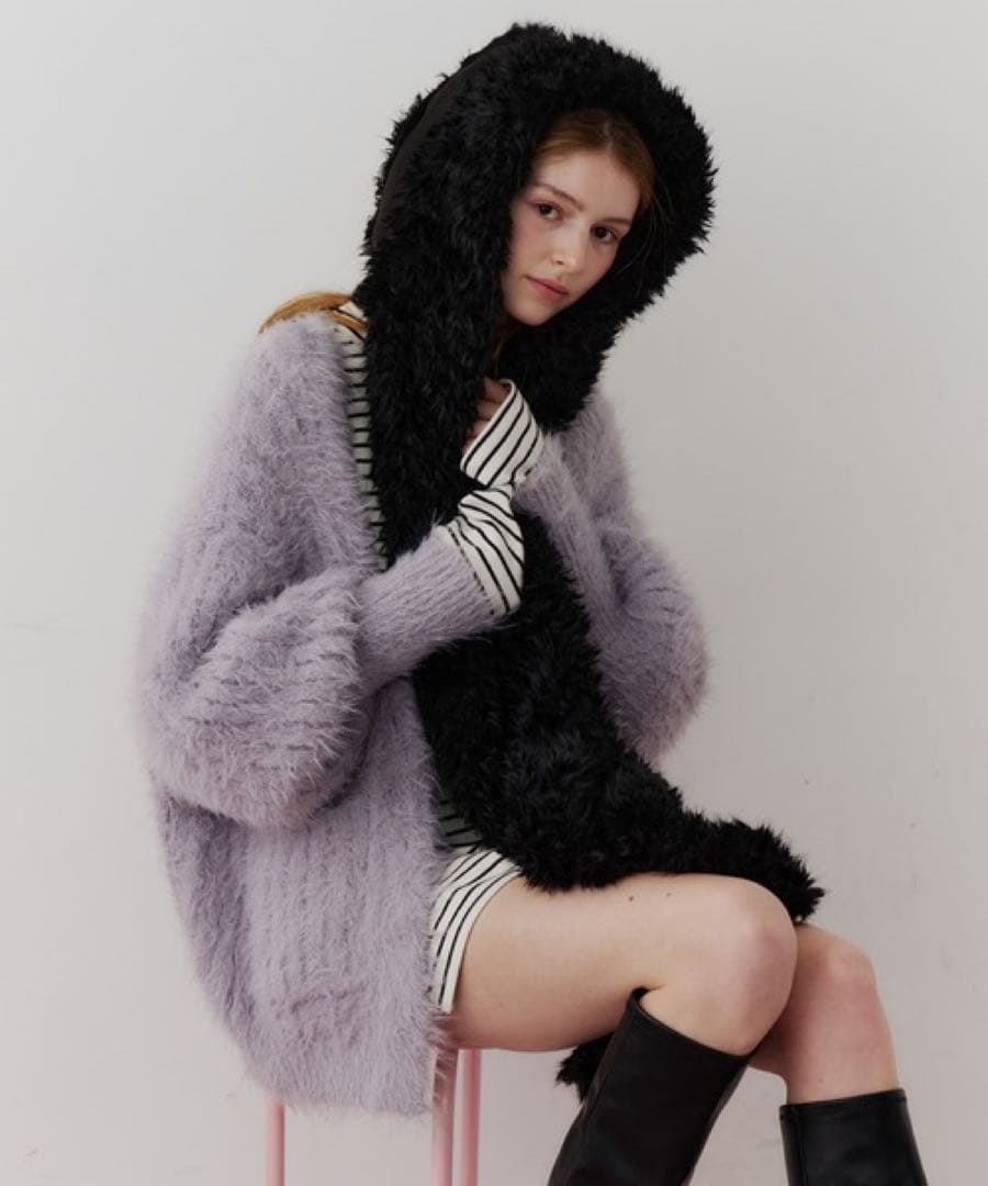 la belle etude ムートンライクボンディングフードマフラー 黒