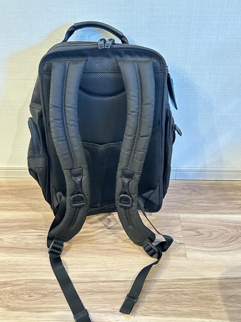 TUMI ALPHA 2 ブリーフパック