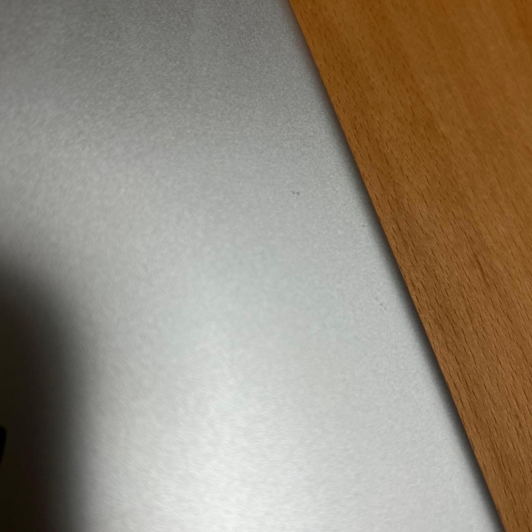 iPad 第8世代　タブレット　本体　SIMフリー