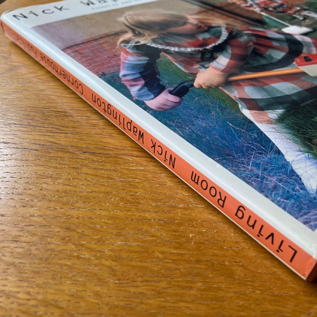 Living Room Nick Waplington ニック・ワプリントン