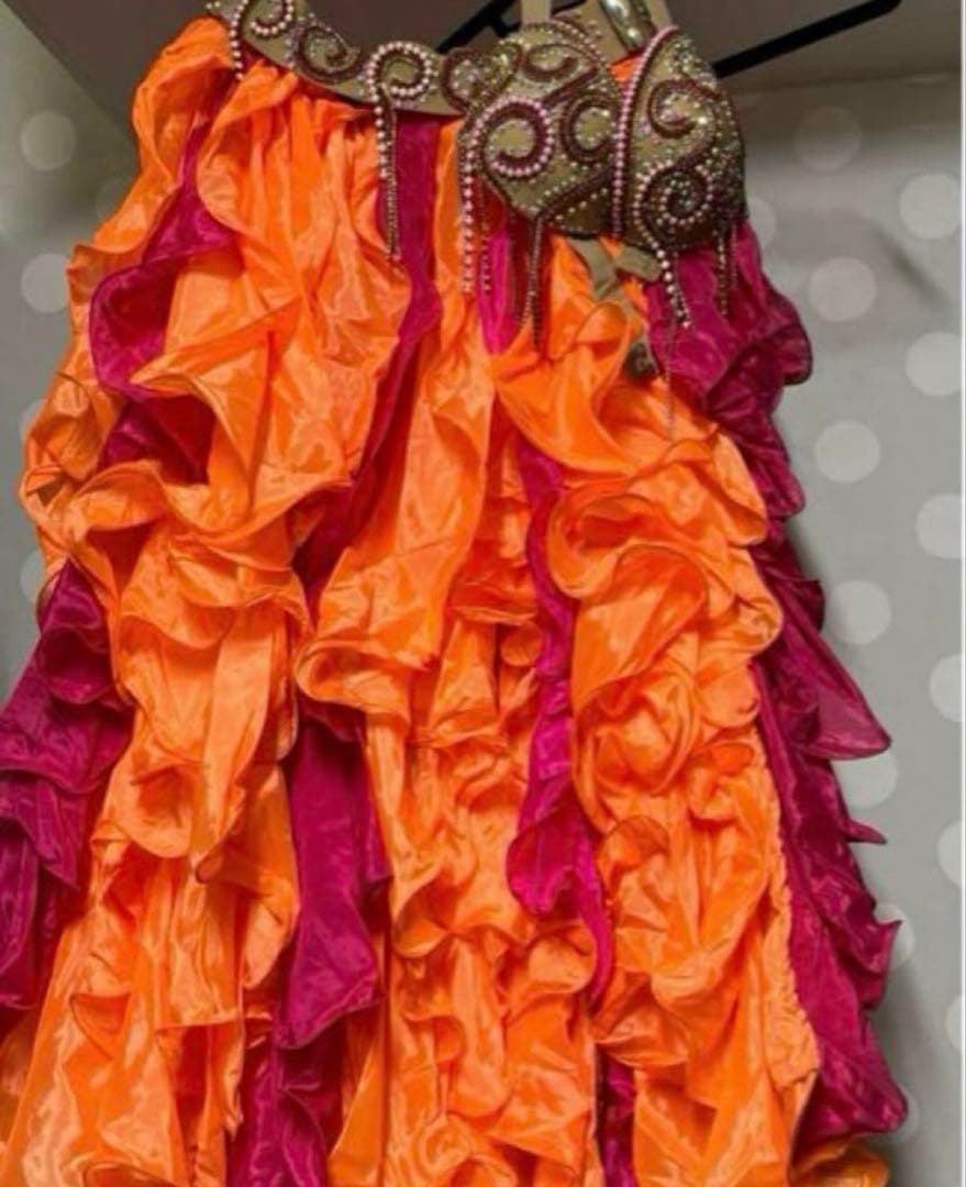 ポリーナ　マンダリンソレーユ　ベリーダンス　衣装　オレンジ⭐︎お値段交渉OK