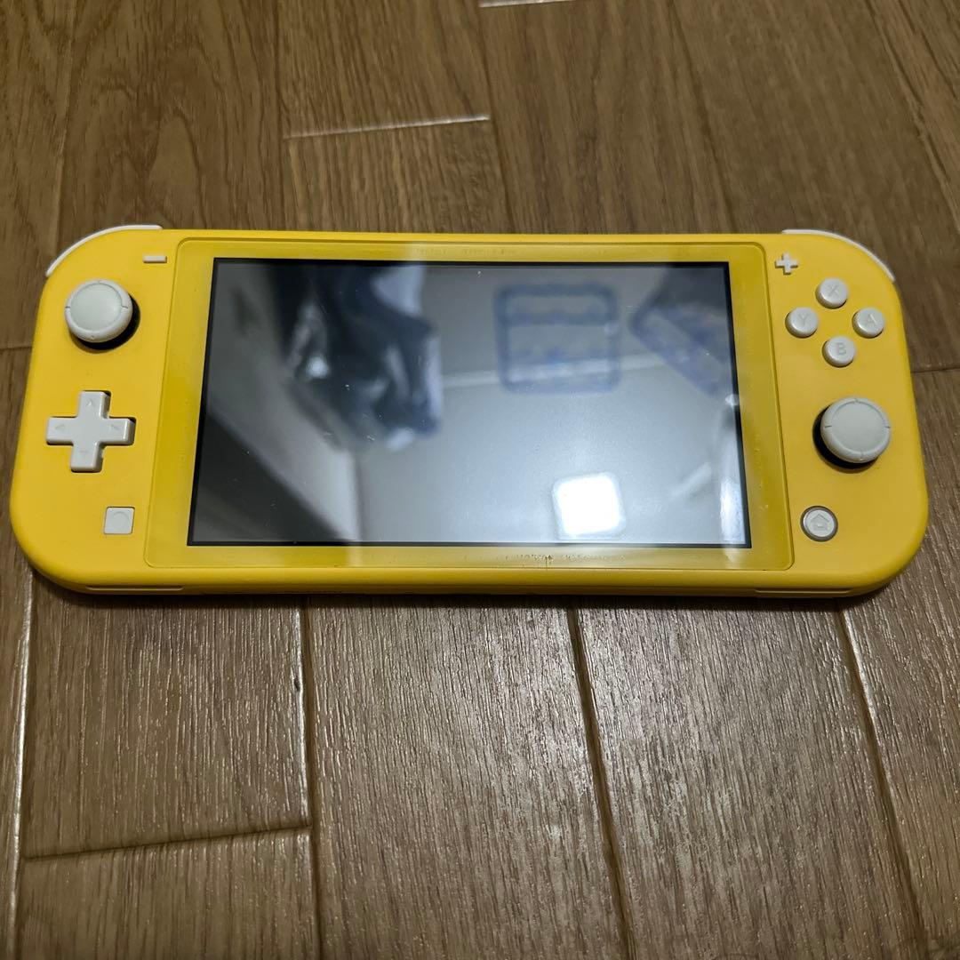 【美品】Switch Lite イエロー 本体 (本体カバー付属)