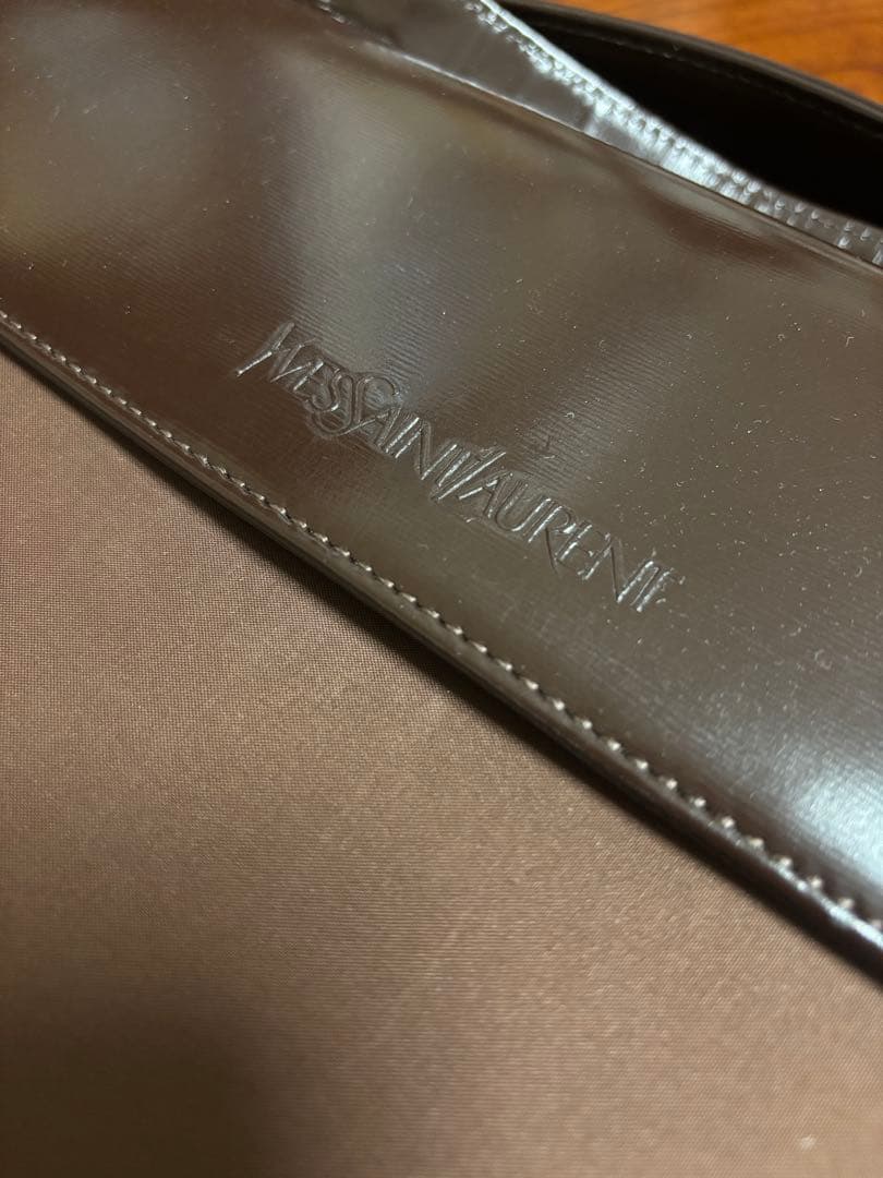 Yves Saint Laurent ブラウンショルダーバッグ新品未使用品