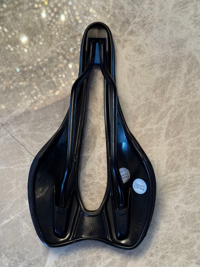 Selle Italia SLR BOOST Superflow サドル130