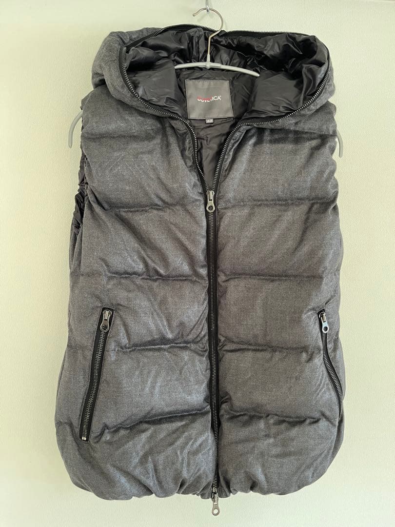 DUVETICA フーデッドダウンベスト ダークグレー サイズ42