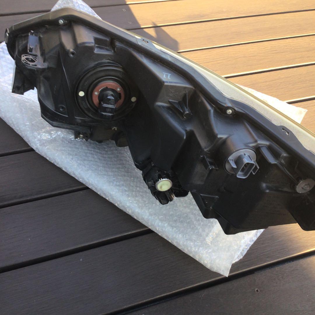 ヴェゼル　右　LED ヘッドライト