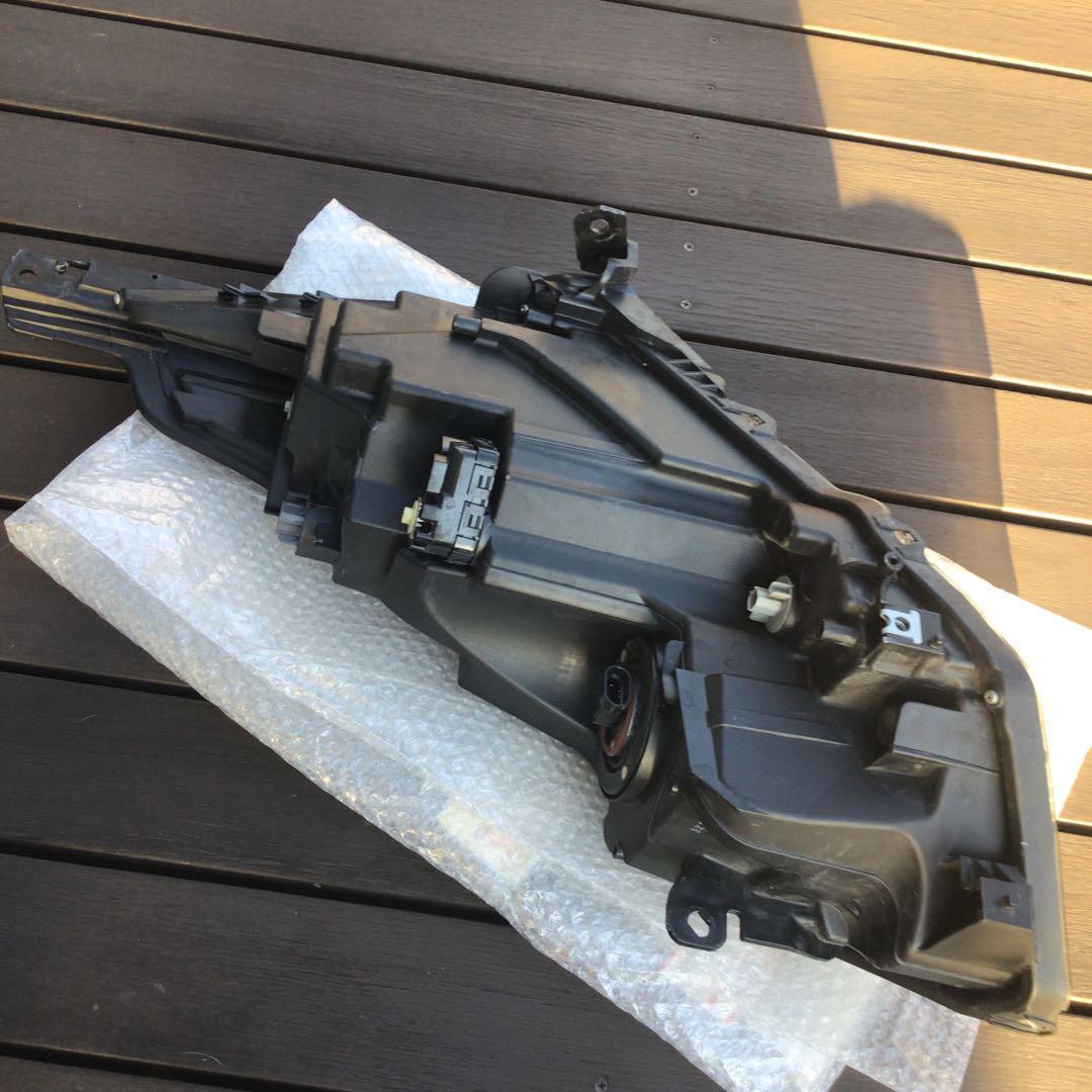 ヴェゼル　右　LED ヘッドライト