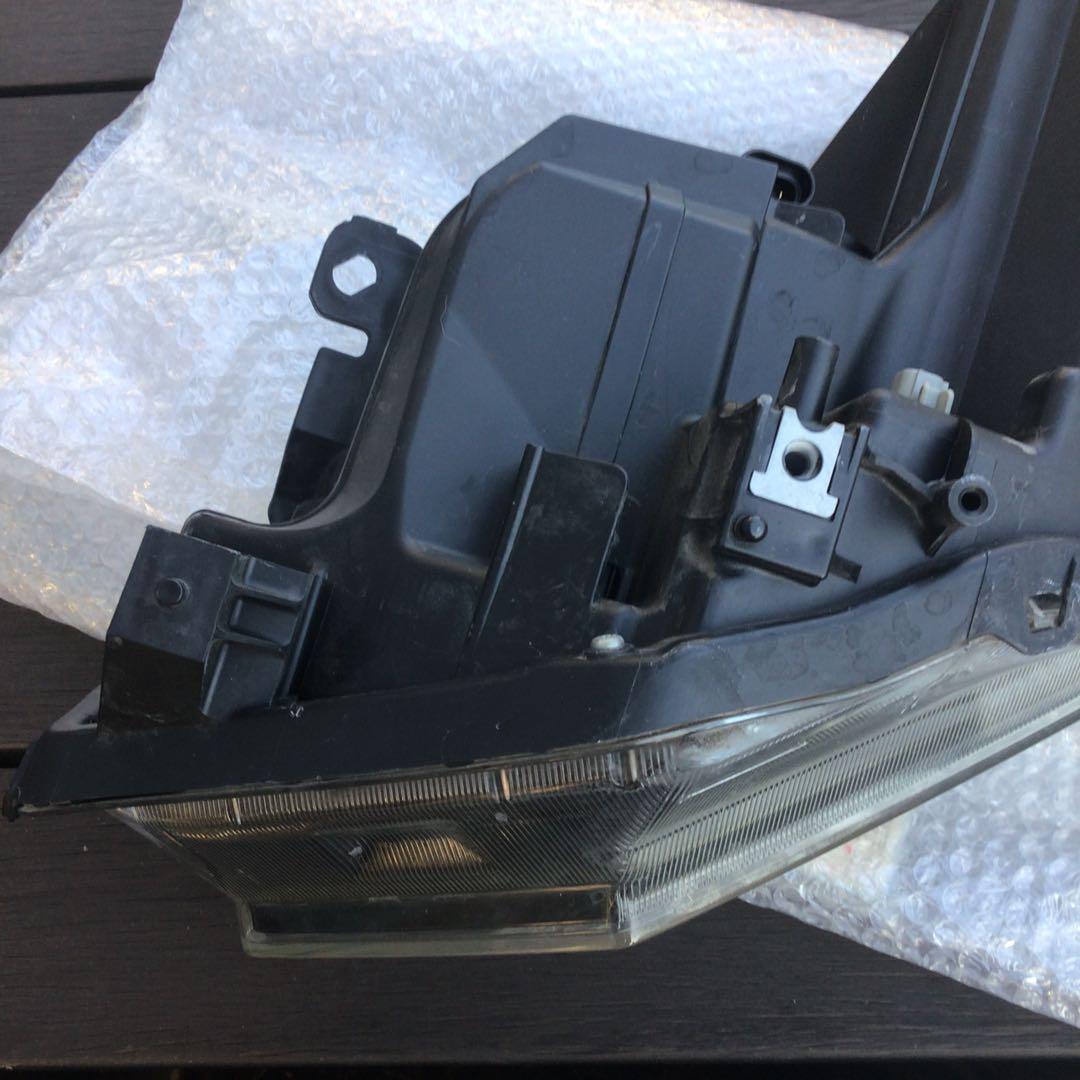 ヴェゼル　右　LED ヘッドライト