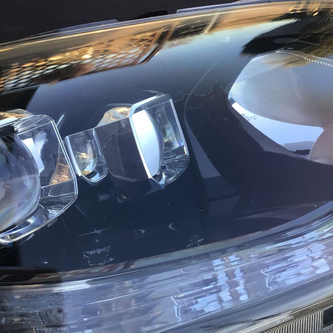 ヴェゼル　右　LED ヘッドライト