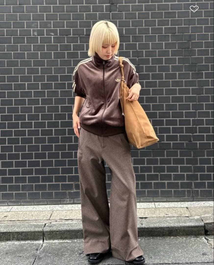 新品 adidas Originalsファイヤーバード ベロアトラックトップ