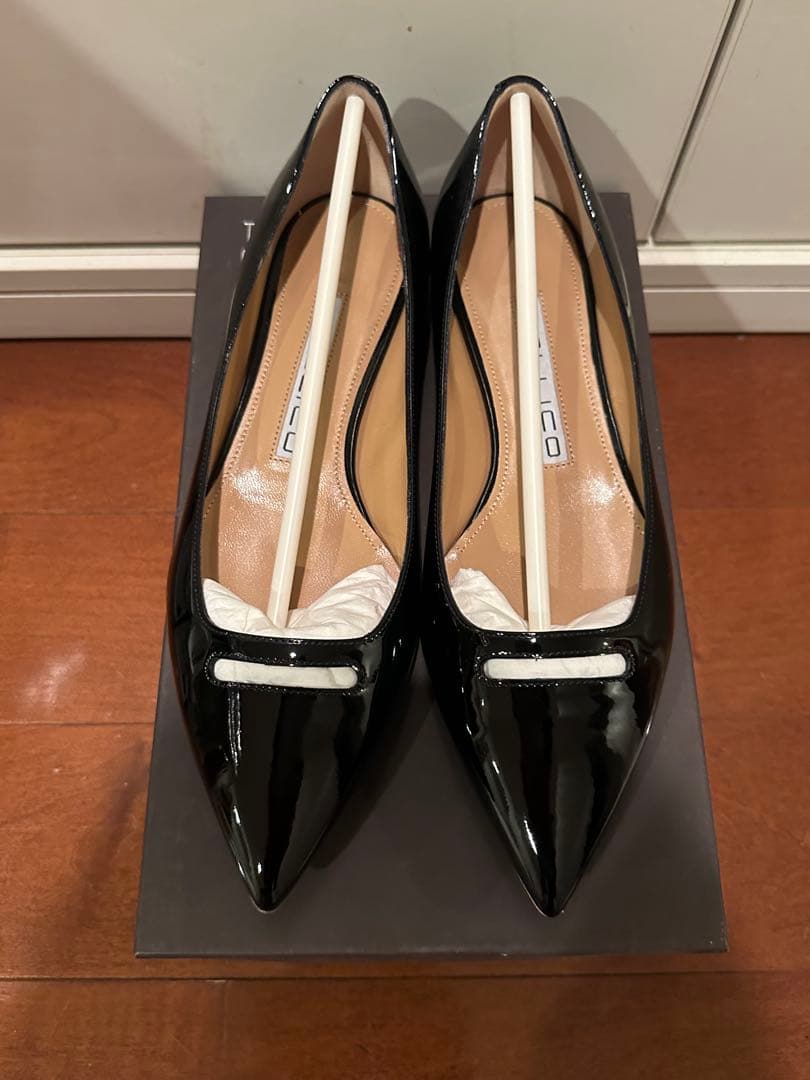 新品PELLICO ANIMAブラックフラットシューズ