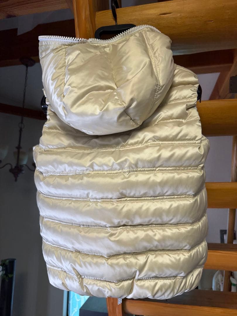 ダルタンボナパルト シャンパンゴールドホワイト ダウンベストジャケット ブルゾン