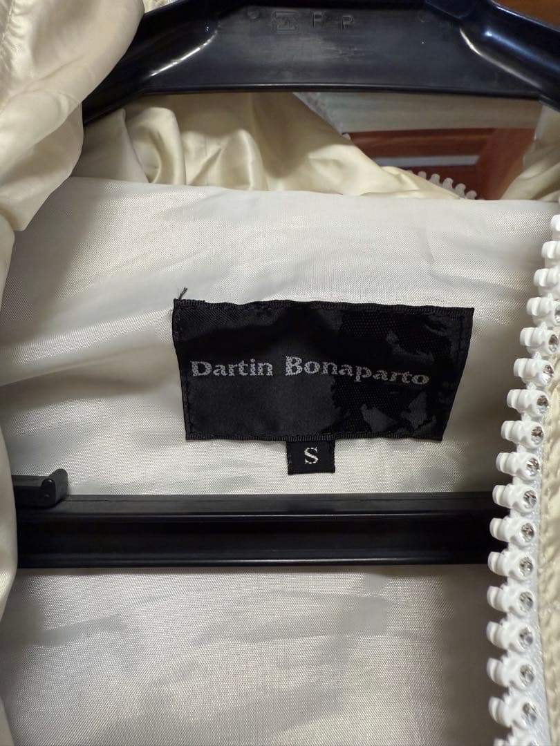 ダルタンボナパルト シャンパンゴールドホワイト ダウンベストジャケット ブルゾン