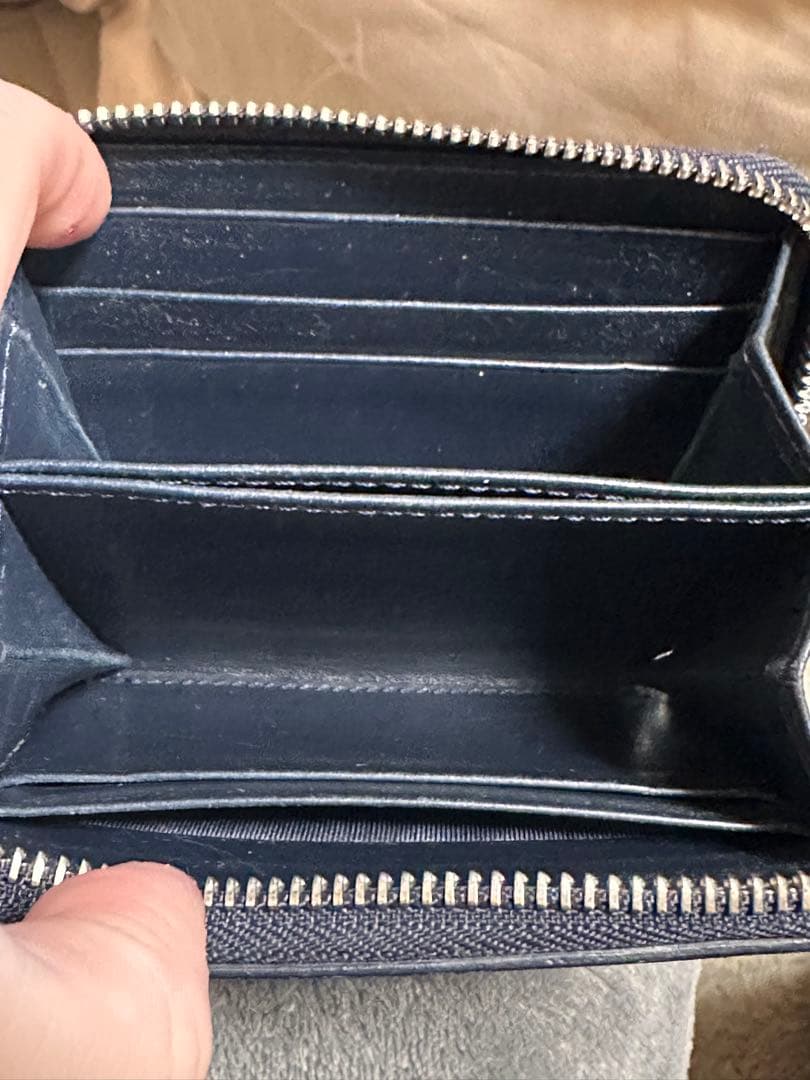 小物 kith zip wallet navy