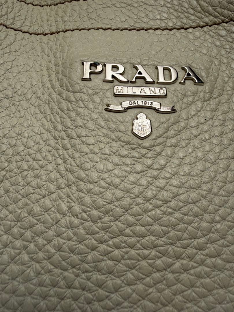 PRADA プラダ ヴィッテロダイノ レザー ワン ショルダー バッグ 白