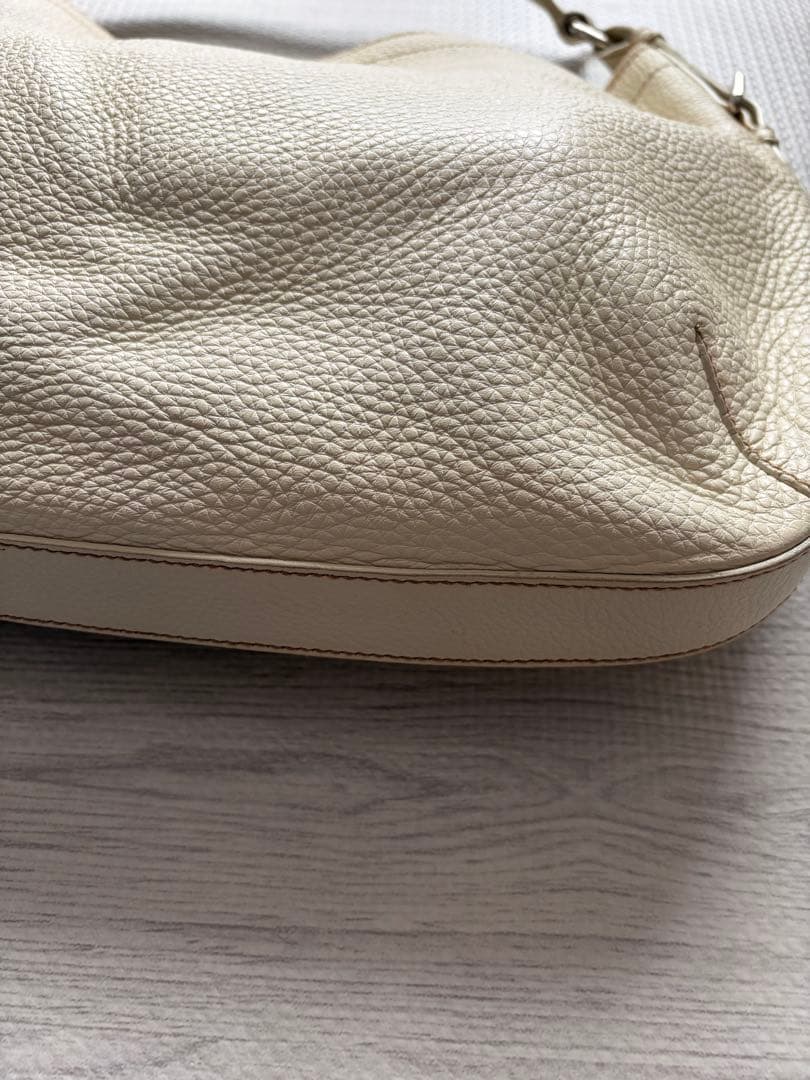 PRADA プラダ ヴィッテロダイノ レザー ワン ショルダー バッグ 白