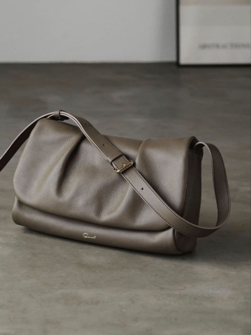 【2/14まで価格】ジェムイル2wayギャザーショルダーバッグ(CE-1509)