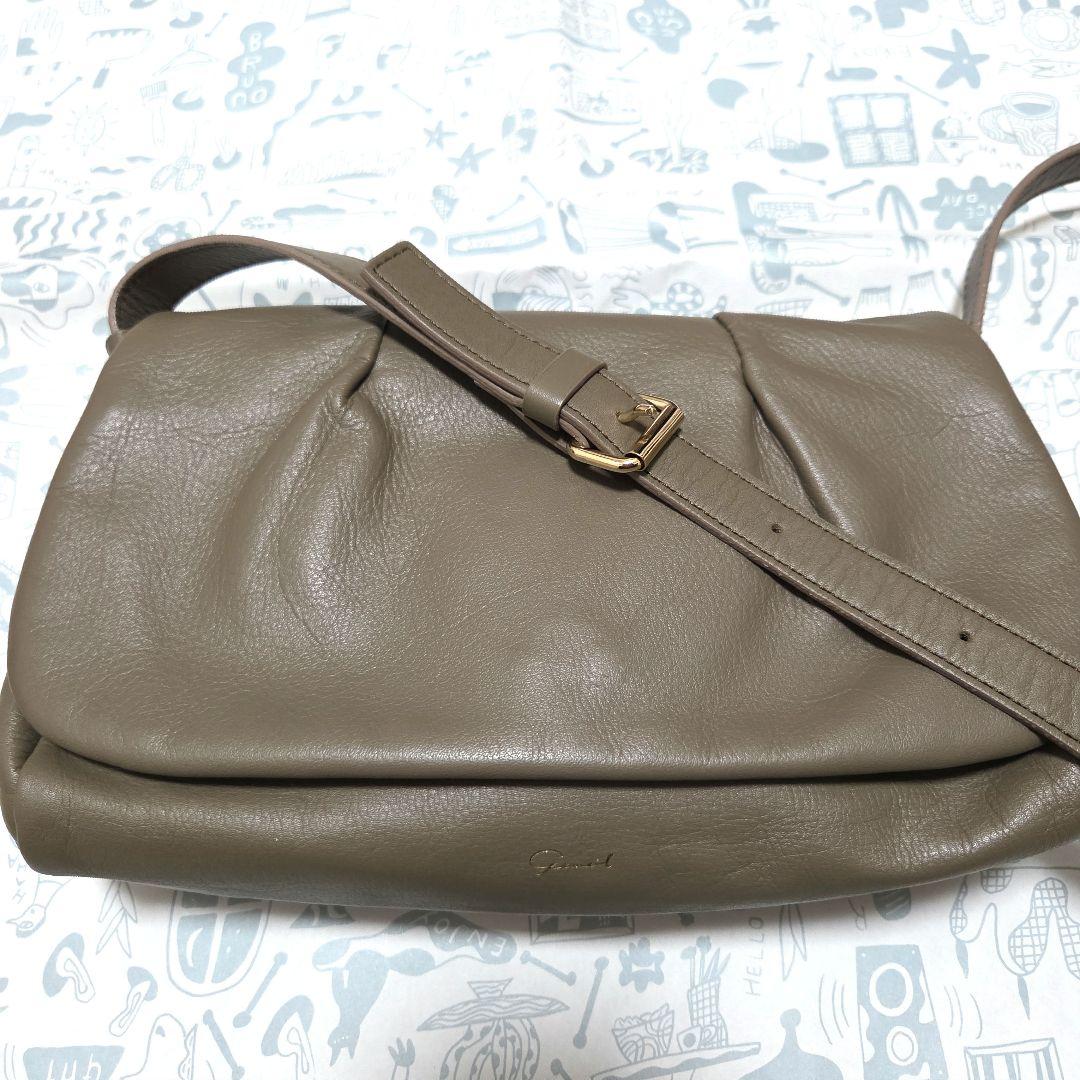 【2/14まで価格】ジェムイル2wayギャザーショルダーバッグ(CE-1509)