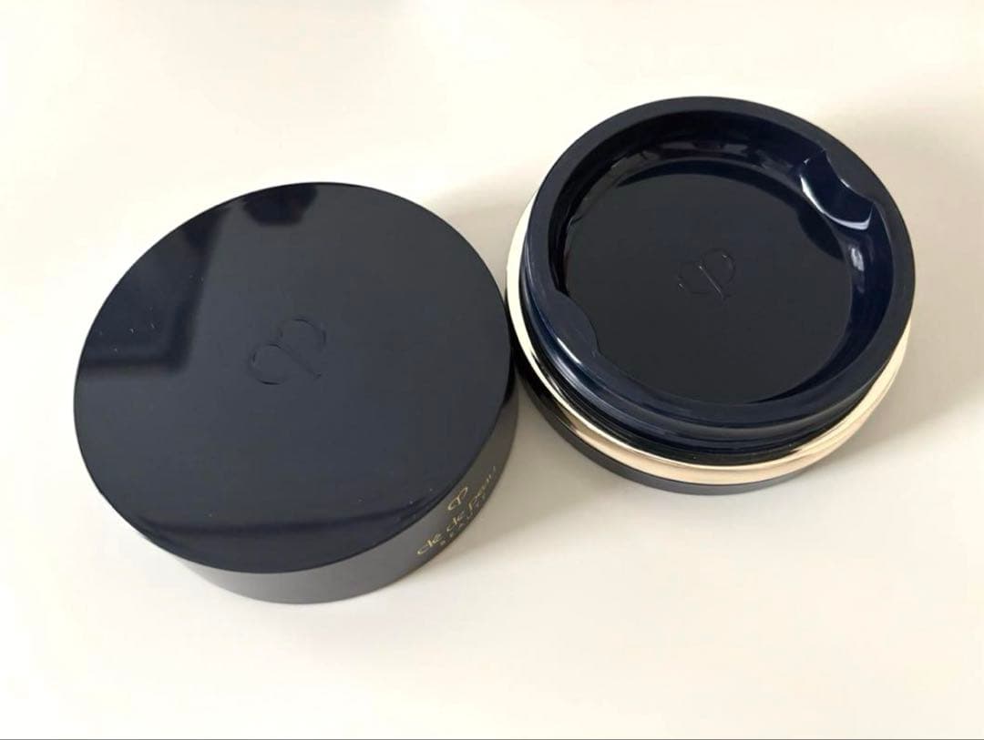 クレドポーボーテ　 プードルトランスパラント　n　M 1ライト