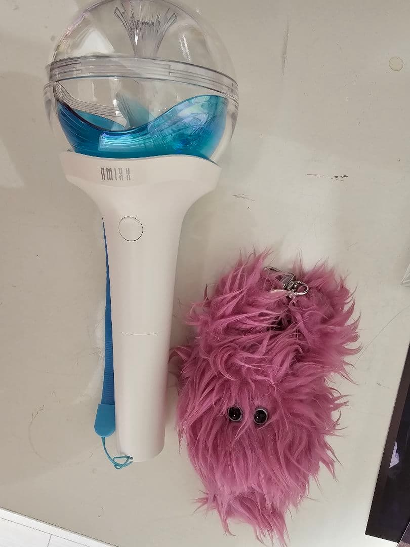 NMIXX ペンライトモケモケ ジウ