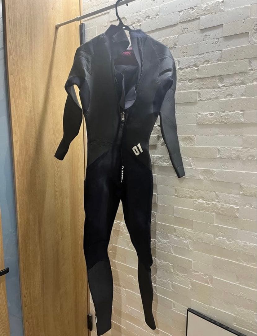 Zerone セミドライ　ウェットスーツ Lサイズ