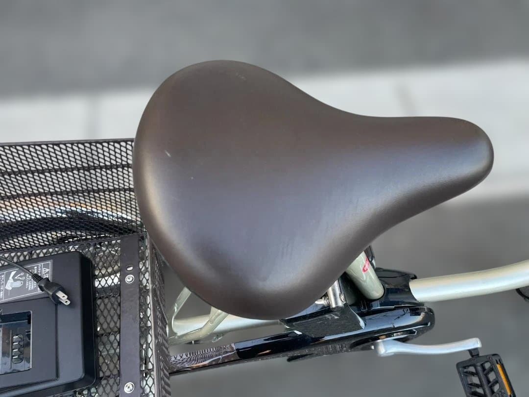 美品　パナソニック　3輪　電動アシスト自転車　内装3段変速　三輪　16Ah