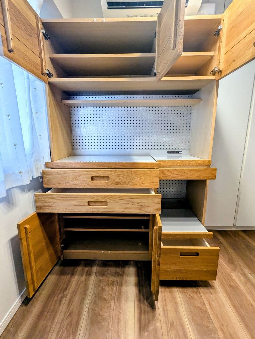 unicoキッチンボードHUTTE(ヒュッテ)＊扉材・オーク無垢＊