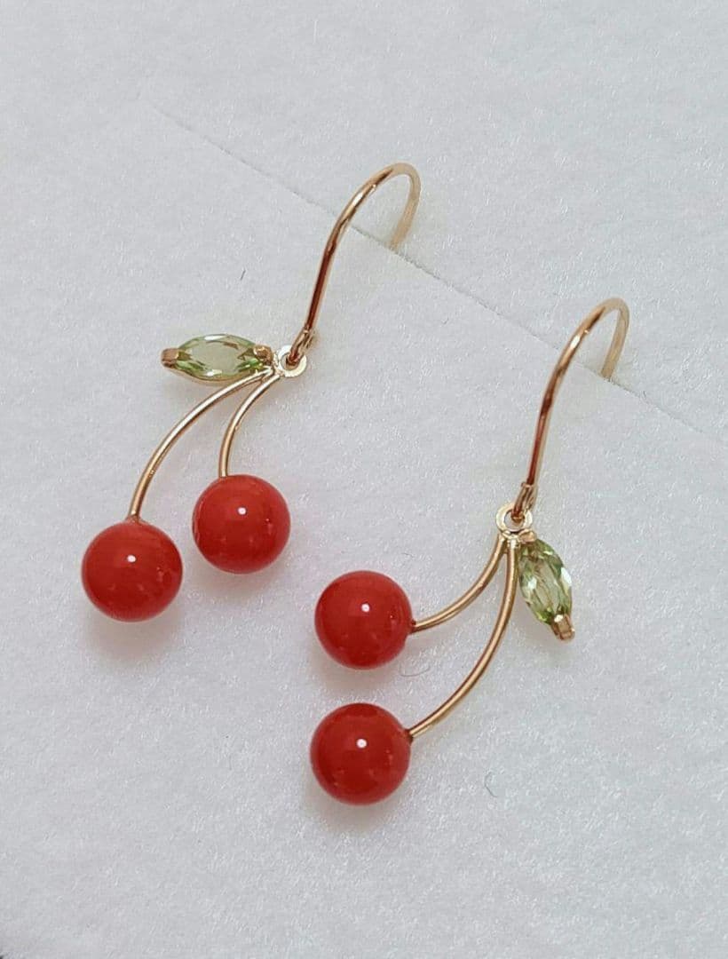 未使用品 k18 赤珊瑚 ペリドット ネックレス と ピアス セット