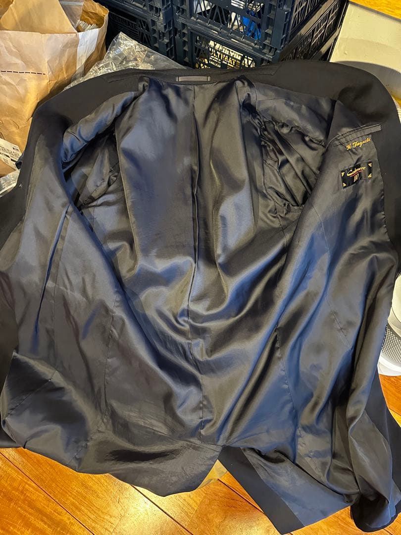 【※着画有 カシミヤ100】ブラックチェスターコート〈Lサイズ相当〉