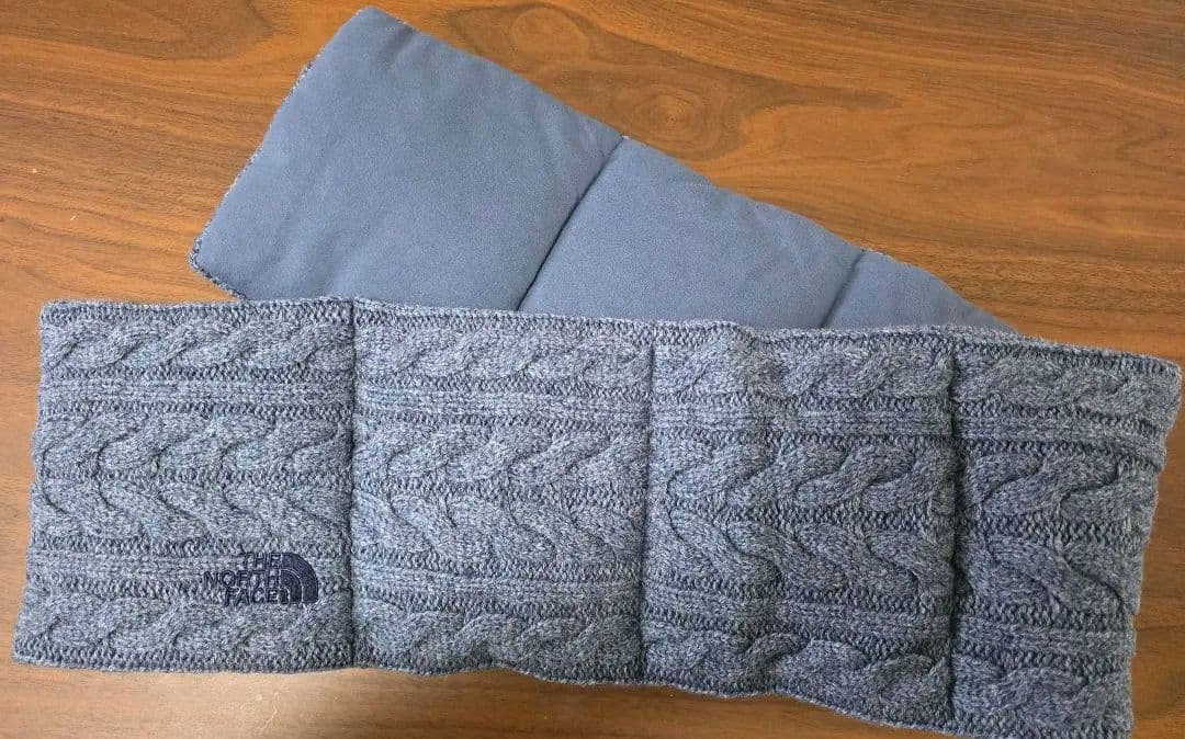 【新品未使用】ノースフェイス　韓国　マフラー　ネイビー